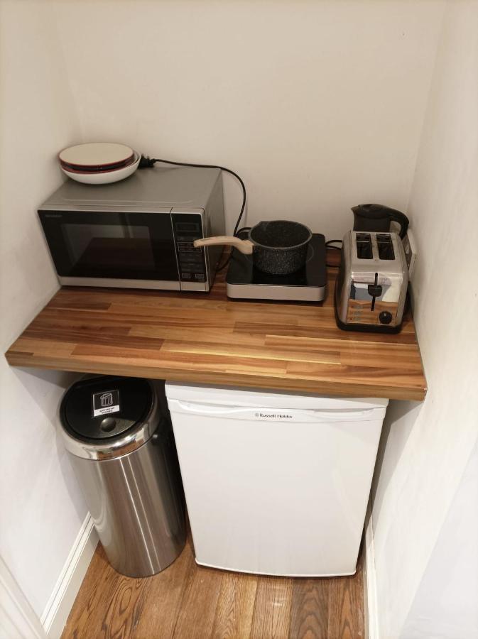 Mezzanine Style Studio Apartment 8 ลอนดอน ภายนอก รูปภาพ